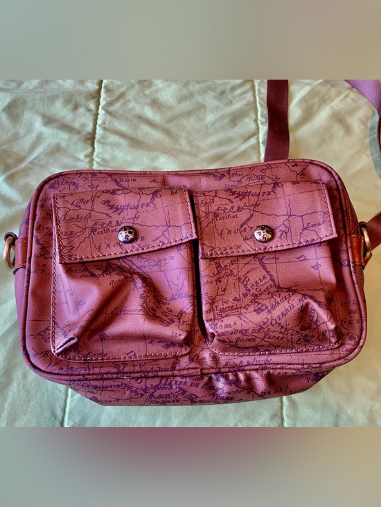 Patricia Nash Handbags - Patricia Nash fannypack bag. Like new